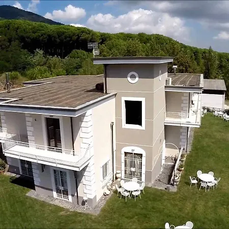 Bauernhof Tenuta Terradifuoco Neapel