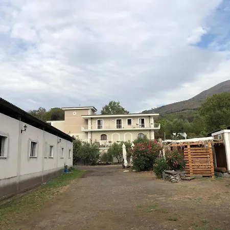 Bauernhof Tenuta Terradifuoco Neapel